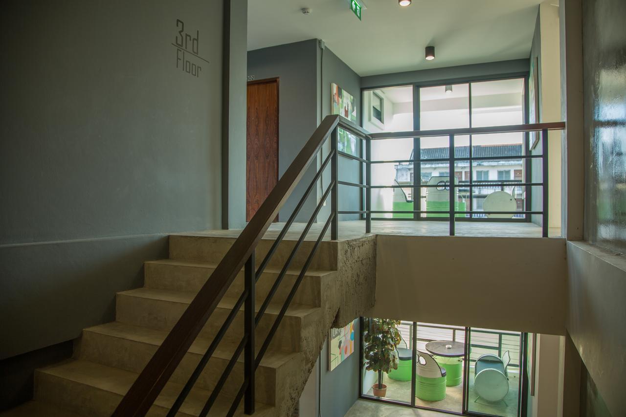 Give Me 5 Hostel Chiang Mai Ngoại thất bức ảnh