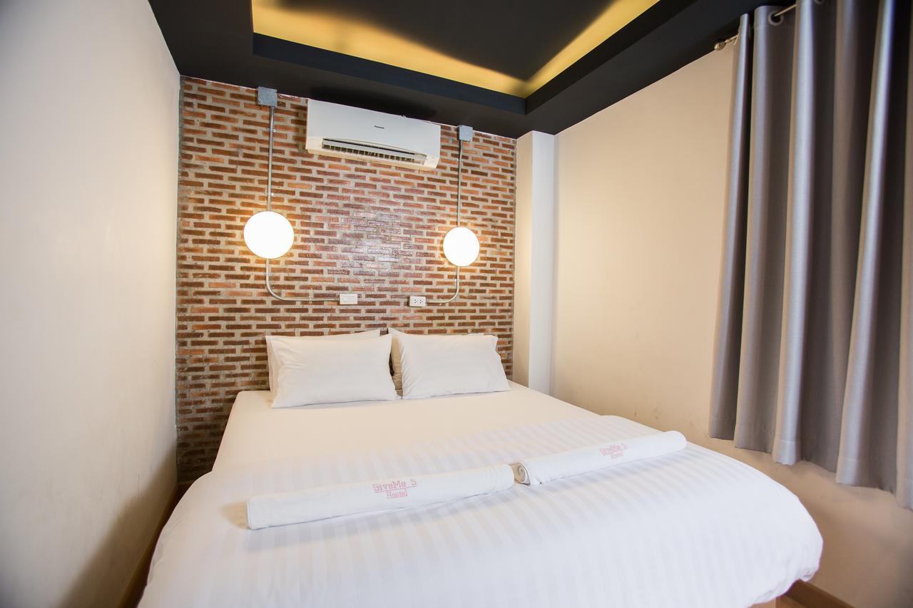 Give Me 5 Hostel Chiang Mai Ngoại thất bức ảnh
