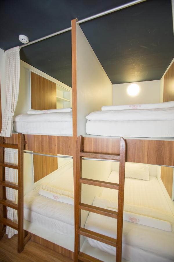 Give Me 5 Hostel Chiang Mai Ngoại thất bức ảnh