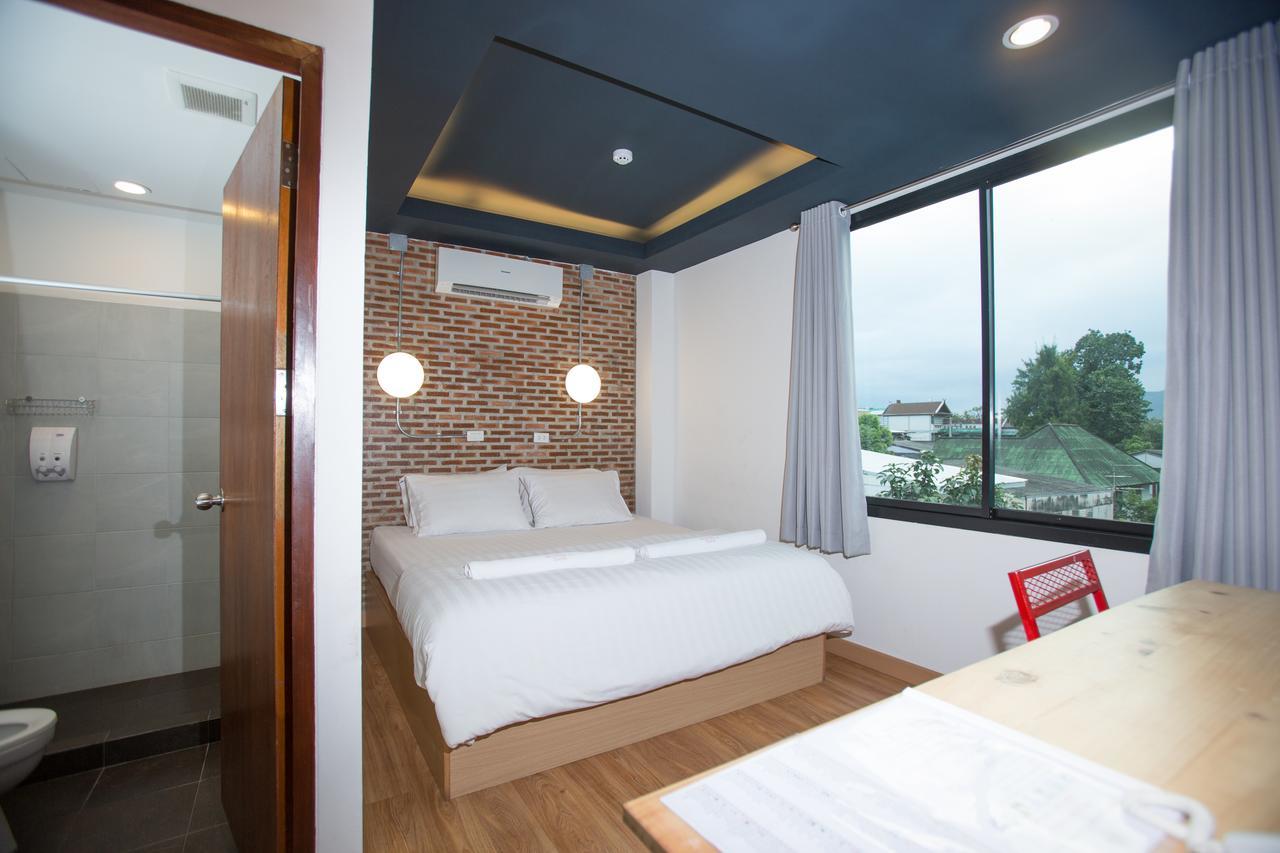 Give Me 5 Hostel Chiang Mai Ngoại thất bức ảnh